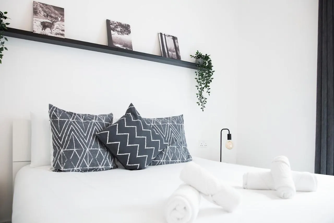 Sliema 2Beds Backyard Flat By Arcobnb Apartment