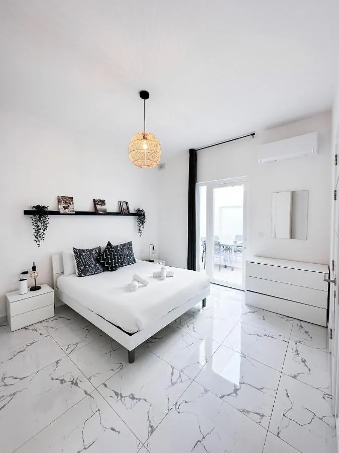 Sliema 2Beds Backyard Flat By Arcobnb Apartment